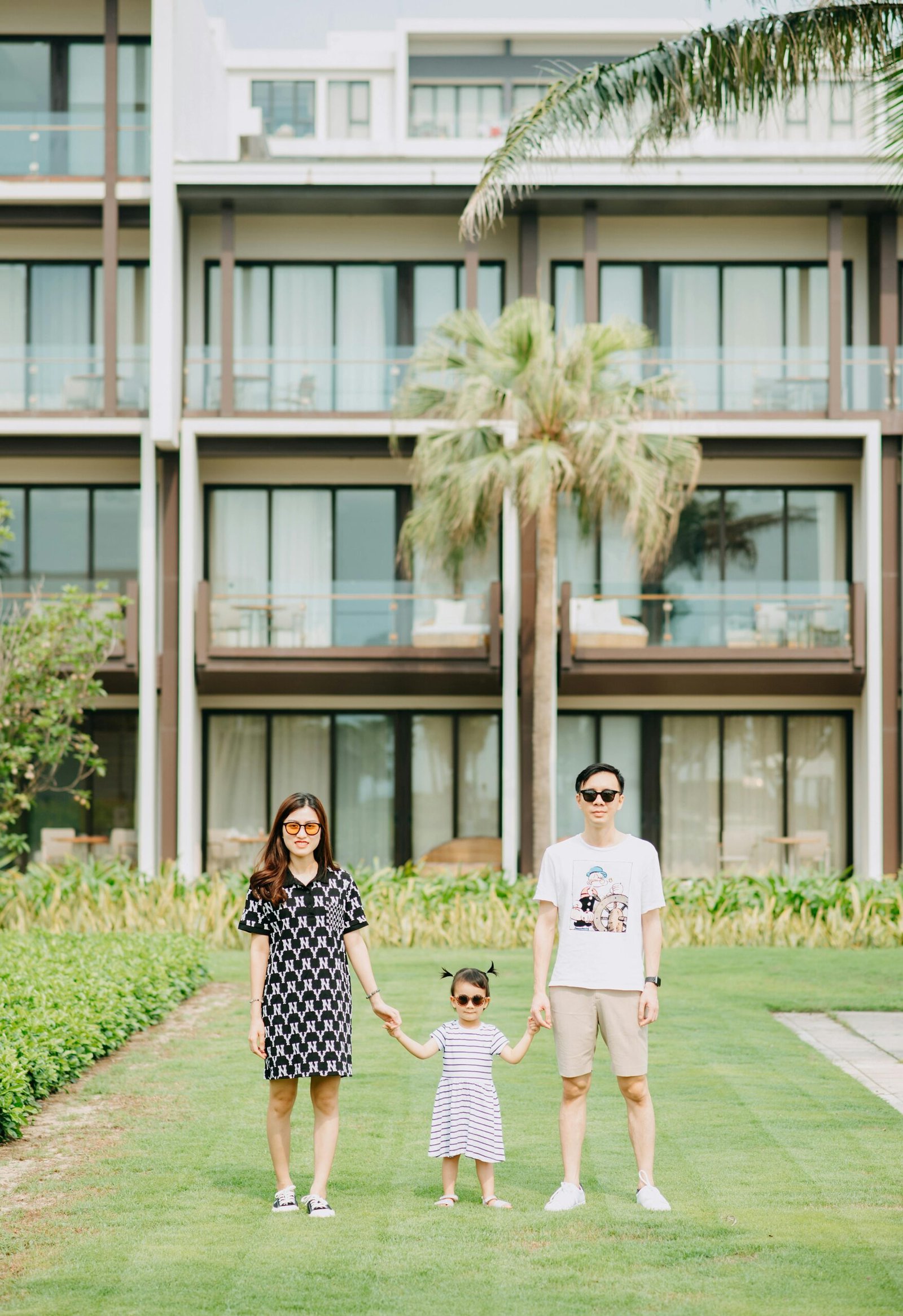 It a Lovely Life: A Luxurious Journey through Family Travel Fitness and Lifestyle
